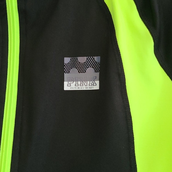 PINK workout jacket - Picture 2 of 5